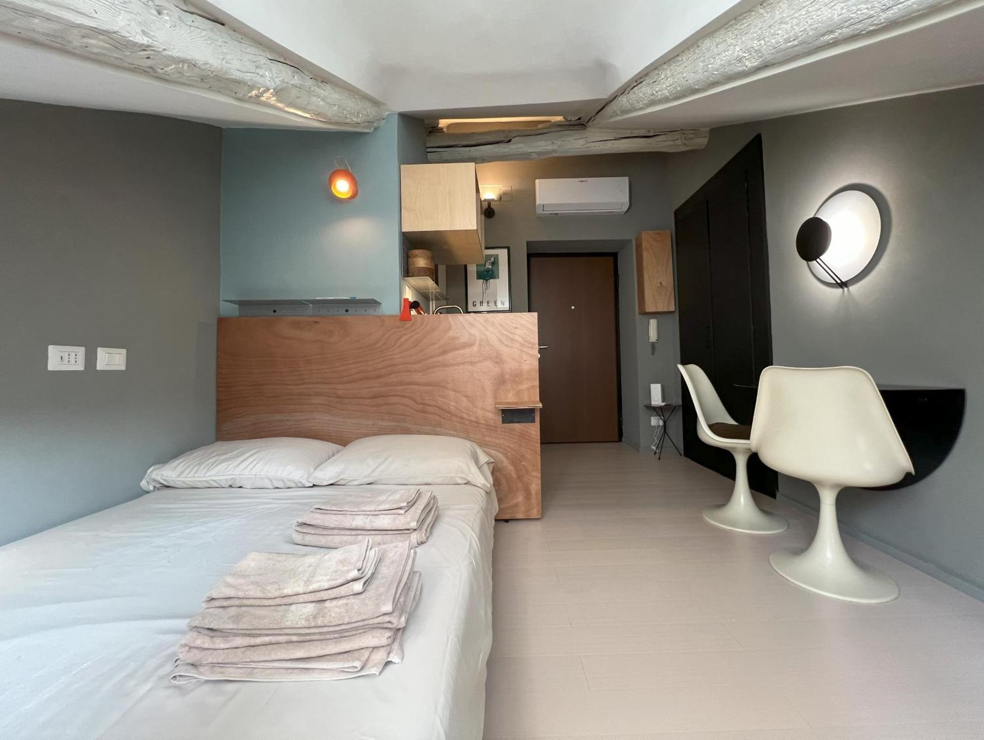 Provana5 - Design In Apartment